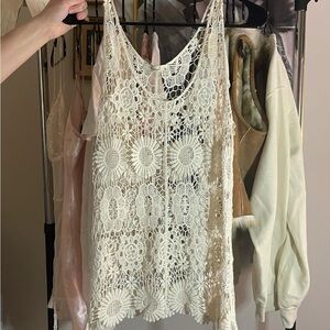 boho 70s lace flower top <3